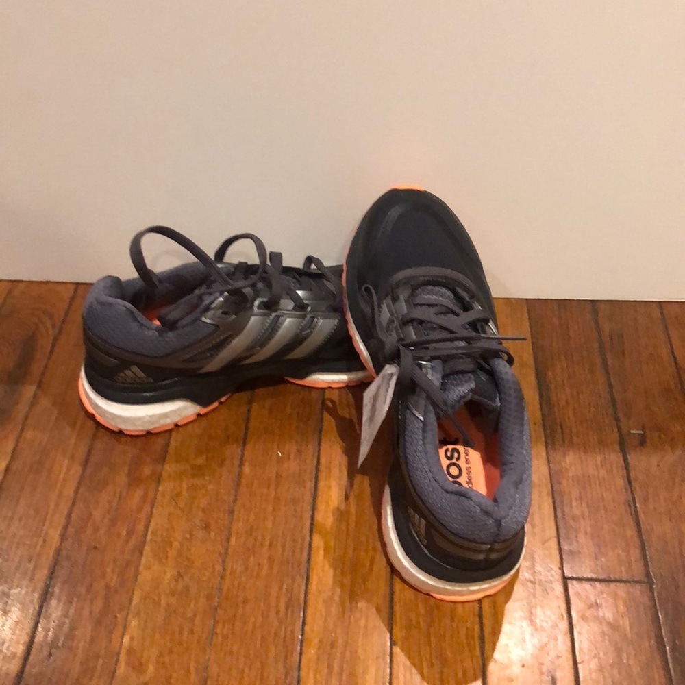 Men’s sneakers!!